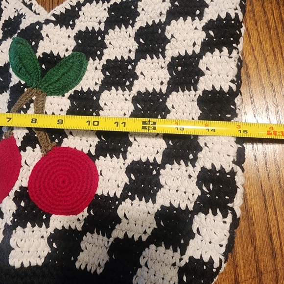 No Boundaries Crocheted Hobo Bag - Picture 5 of 10